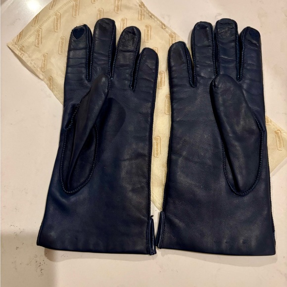 J Crew leather driving gloves- women’s L - Picture 2 of 8